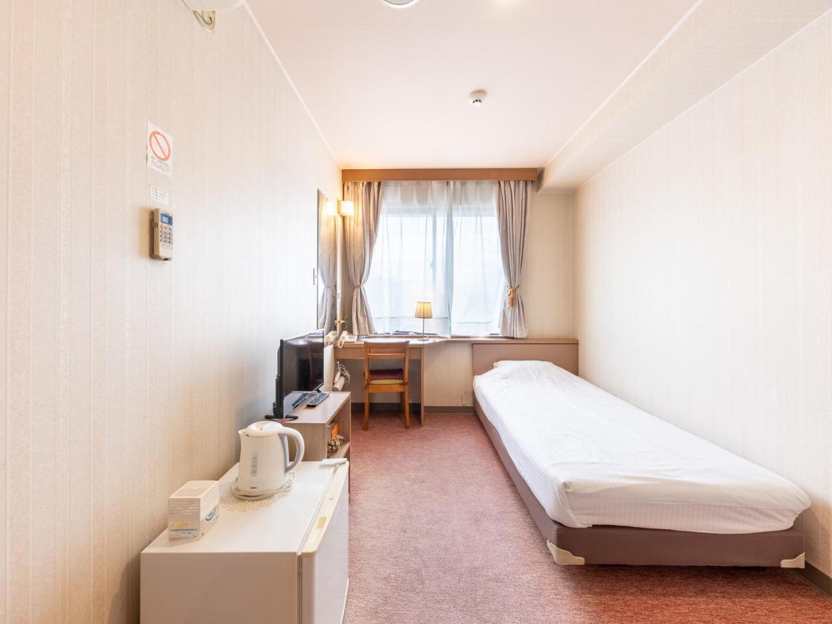 Tabist Business Hotel R Side Kanazawa Exteriör bild