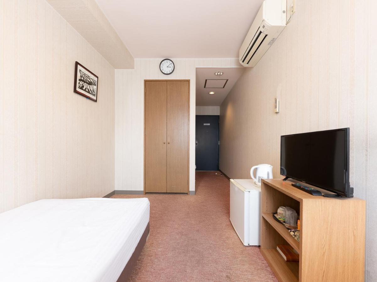 Tabist Business Hotel R Side Kanazawa Exteriör bild